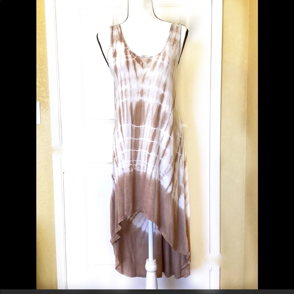 Tie Died Sleeveless High-Low Tank Dress by Promesa